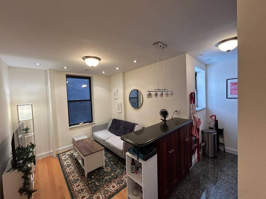 Nice two bedroom in convenient upper east side location.