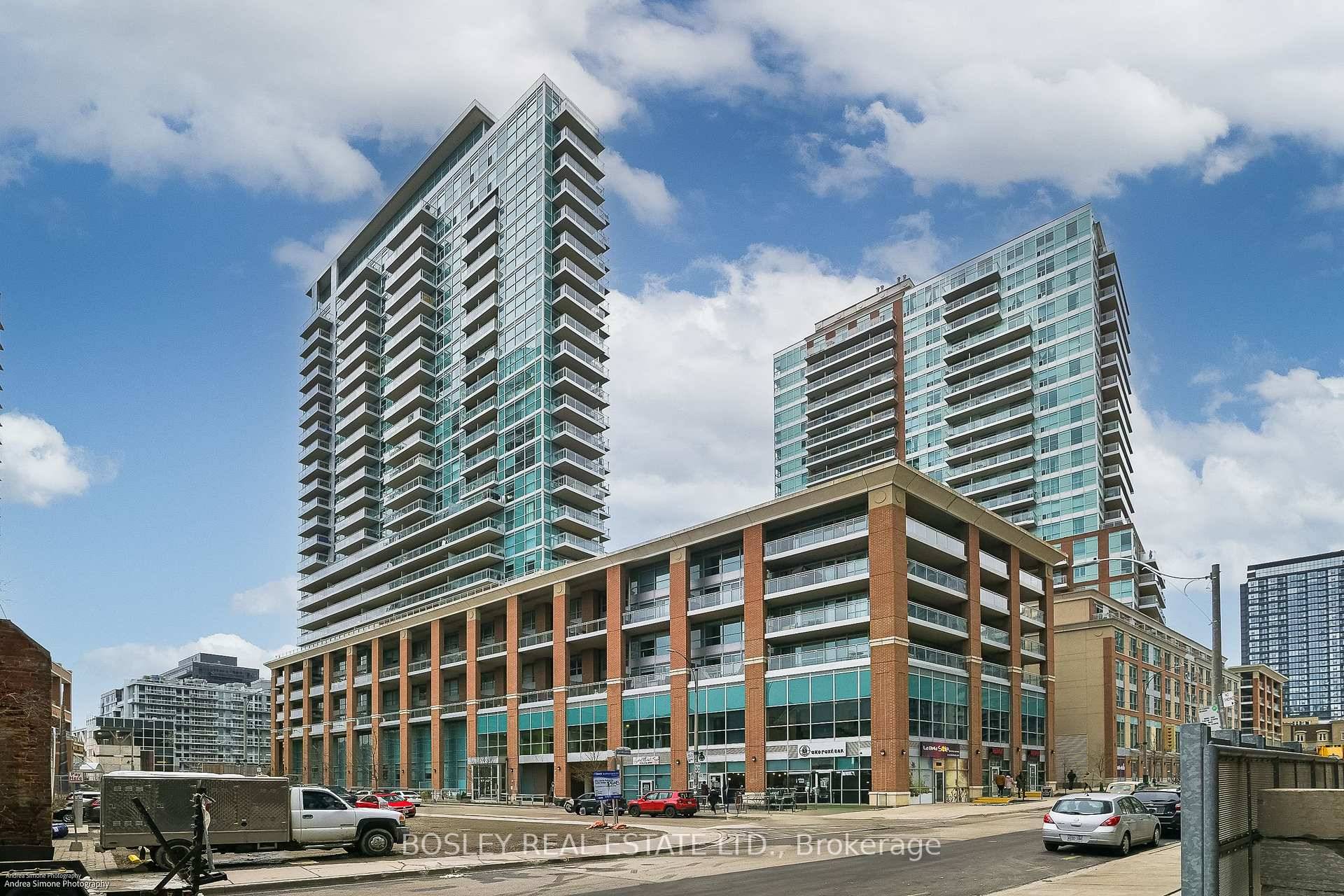 Live the Liberty Village lifestyle !