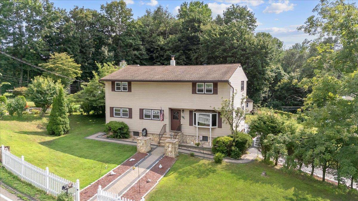 Welcome to one of the most spacious homes on a premier oversized lot in the highly sought after Lake Allendale neighborhood !