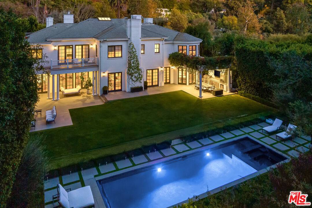 9135 Hazen Dr 7BR Beverly Hills Post Office | B.H.P.O. La