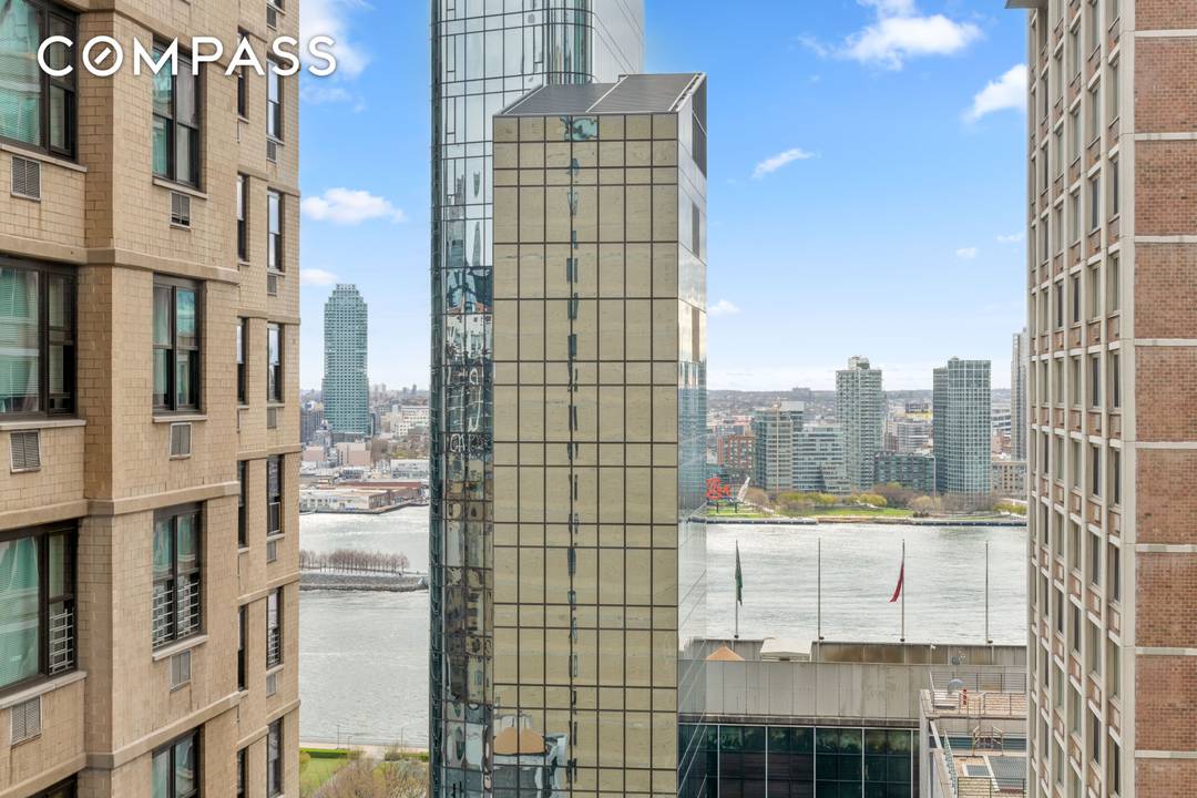 Exquisite Living with Iconic Water Views at Turtle Bay Towers No formal board approval, operates like a condo Perched on the 19th floor of the prestigious Turtle Bay Towers, this ...