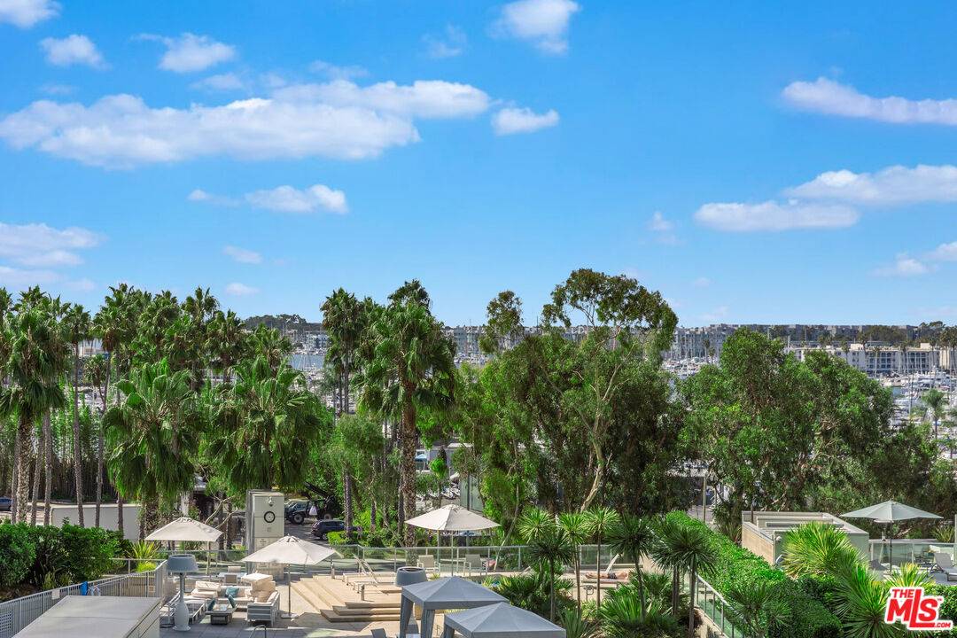 13600 Marina Pointe Dr 2BR Marina Del Rey La