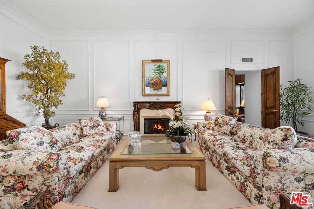10114   Empyrean Way 3BR Beverlywood La