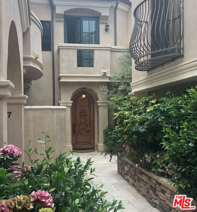 11357 Ovada Pl 2BR Brentwood La