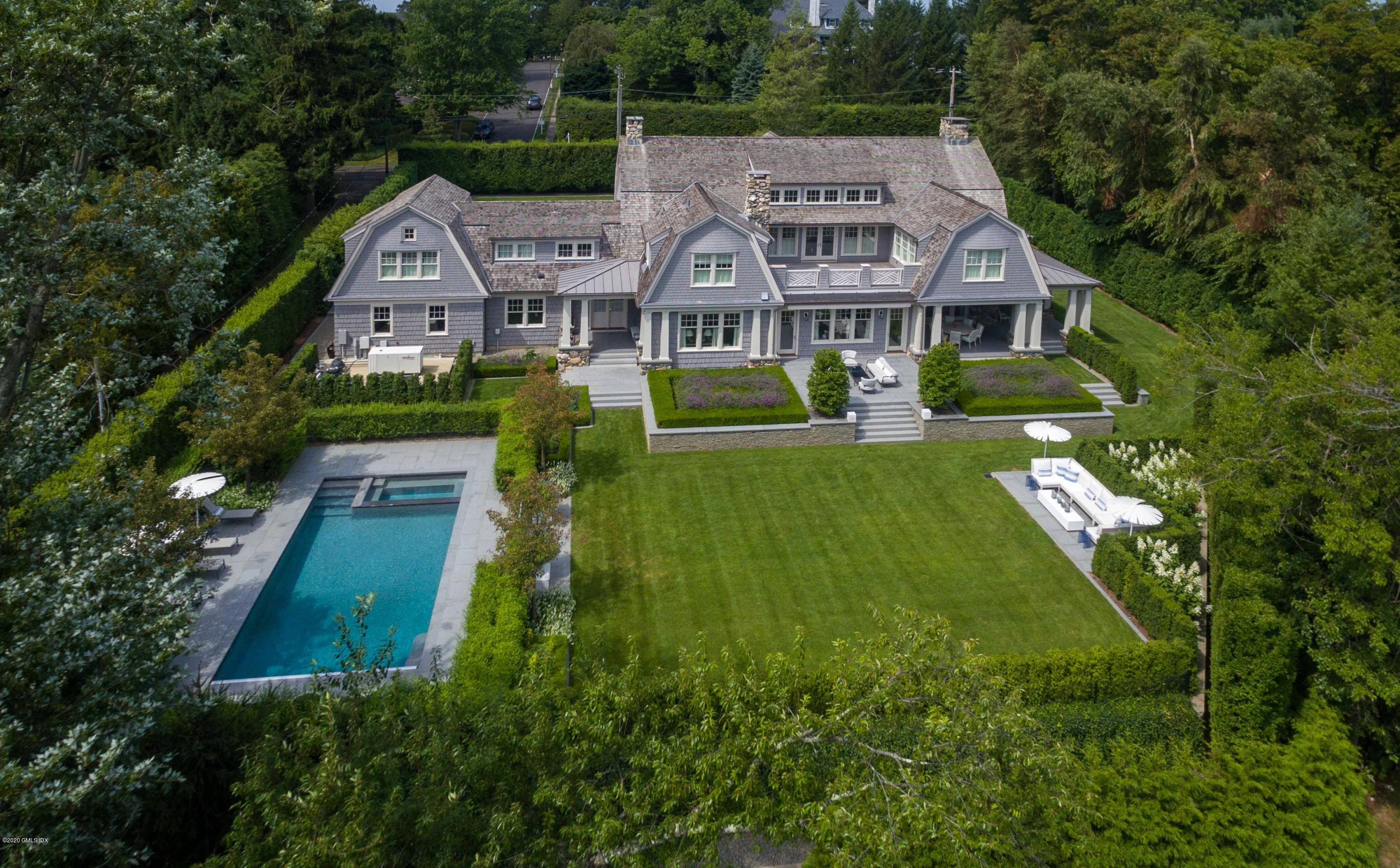 Legendary designer Jeffrey Bilhuber and bespoke garden designer Robin Kramer deliver ultra chic sophistication in this magnificent seven bedroom Hampton's style home set on an impeccable.