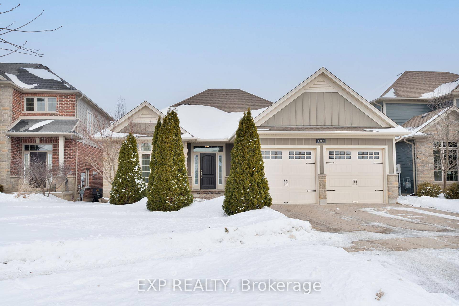 Welcome to this exquisite bungalow nestled in the heart of London's prestigious Byron neighborhood.