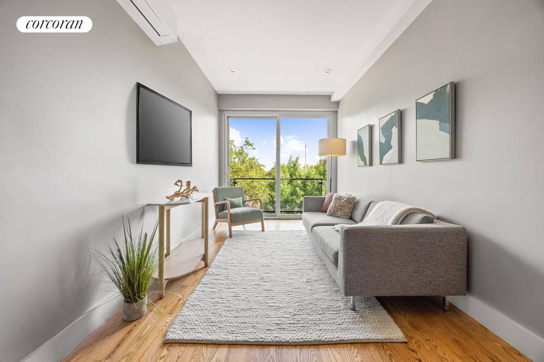Welcome to 2A a beautifully crafted 1 bedroom, 1 bathroom home offering 596 square feet of sun filled living space in Crown Heights.