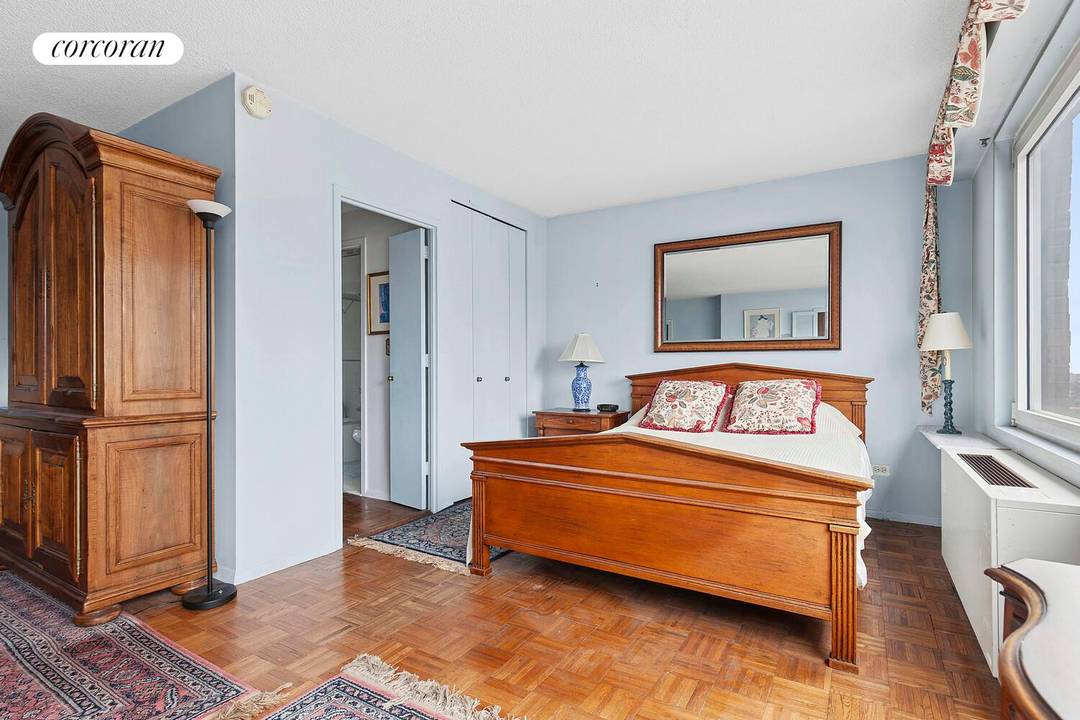 Fabulous, sunny post war cooperative on Park Avenue.