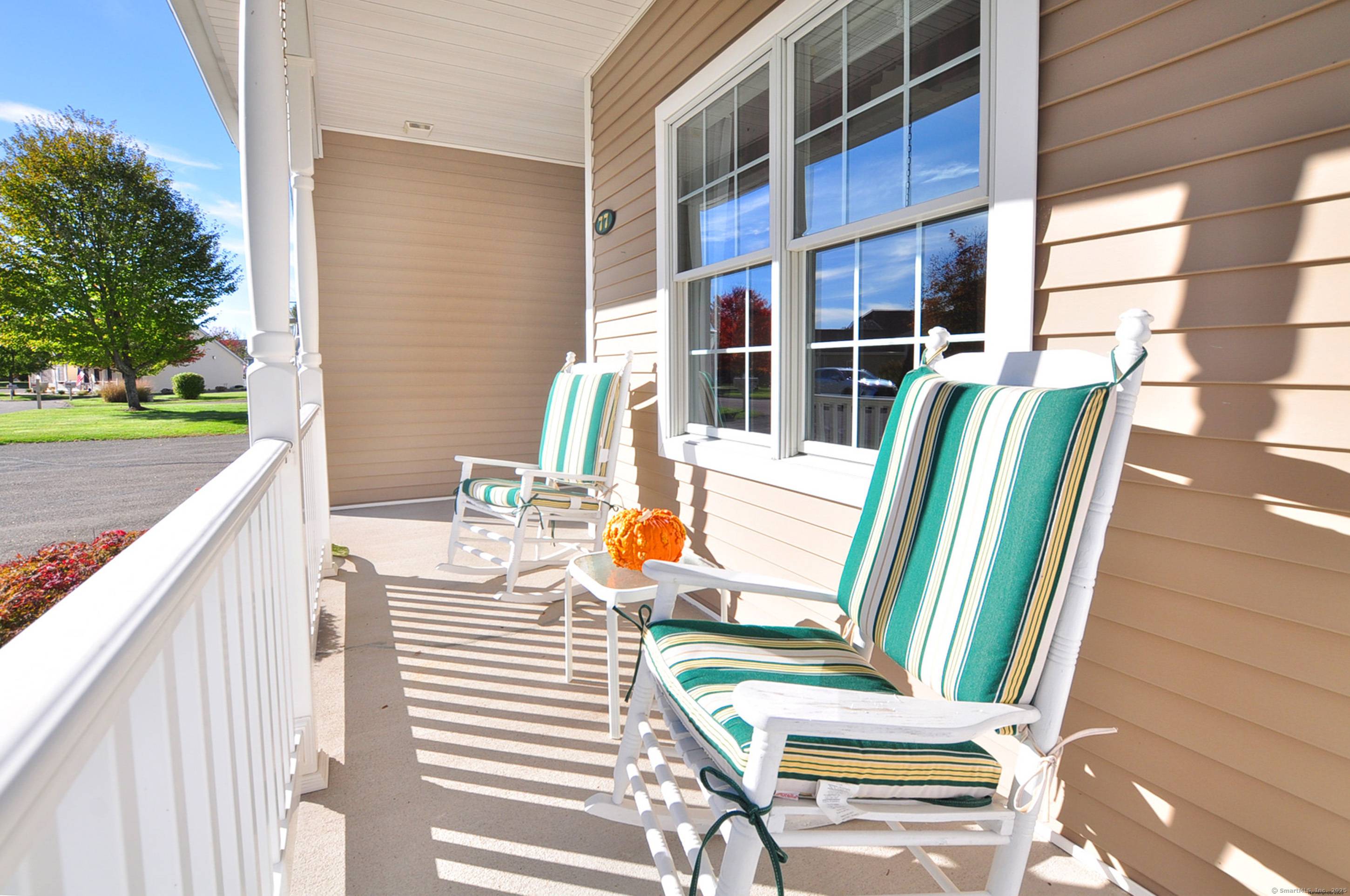 Beautiful Custom One Owner Home in the Highly Desirable Hunt Glen Community.