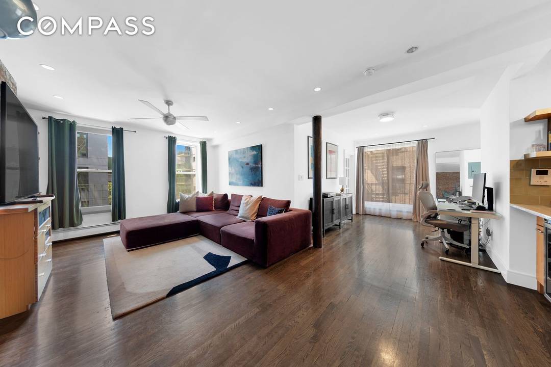 This beautifully appointed one bedroom condominium at 175 East 2nd Street offers a seamless blend of classic downtown character and modern comfort.