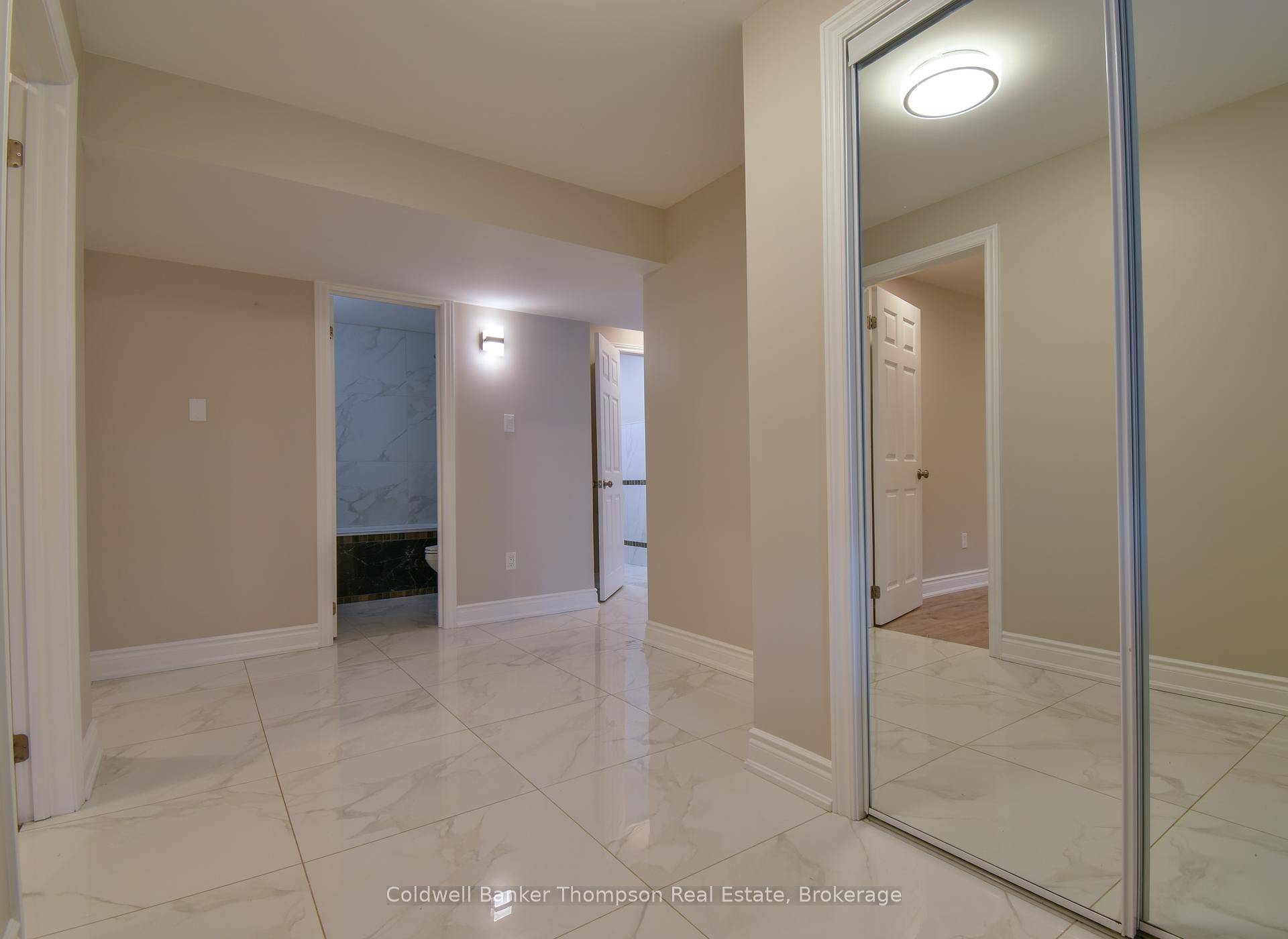 Beautiful Lower Duplex Unit for Lease.