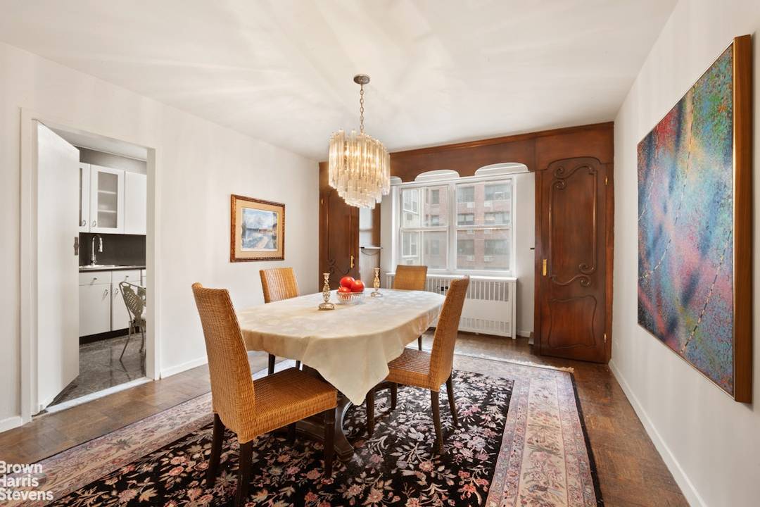 Looking for a true 3 bedroom, 3 bathroom apartment with room to make your own ?