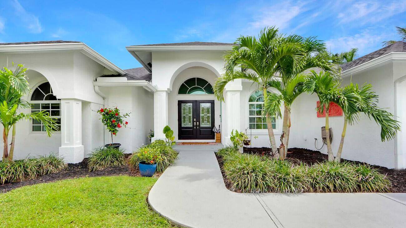 Palm Beach Country Estates, offers the freedom of living without a homeowners association HOA, benefiting from paved roads, sturdy CBS block construction, and the convenience of city water !