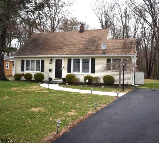 Welcome to this charming Cape Cod nestled in Pompton Plains, offering the perfect blend of comfort and convenience.