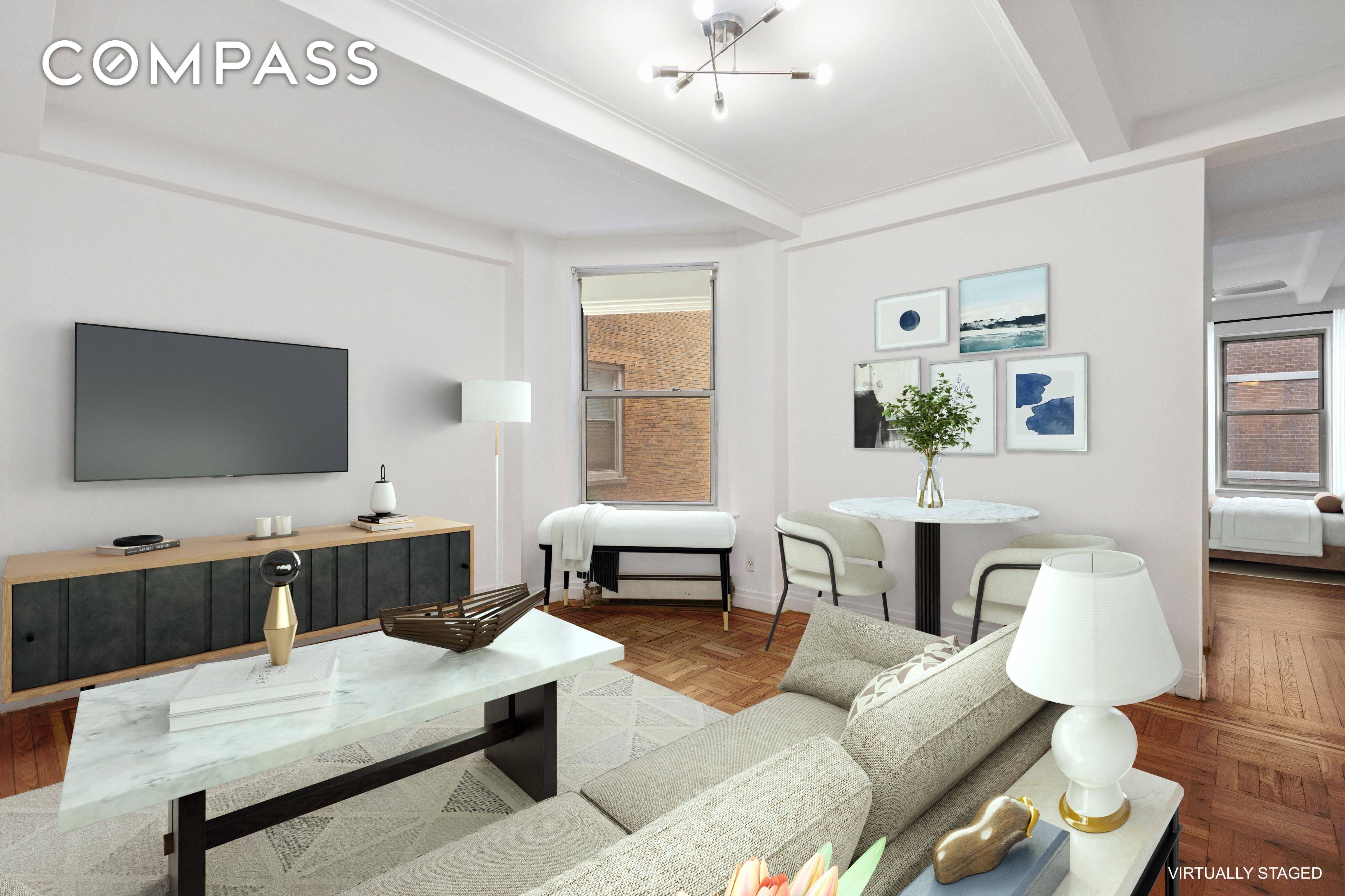 PRIME MIDTOWN WEST OPPORTUNITY This gem is quietly situated in one of Midtown s loveliest buildings on one of the loveliest blocks.