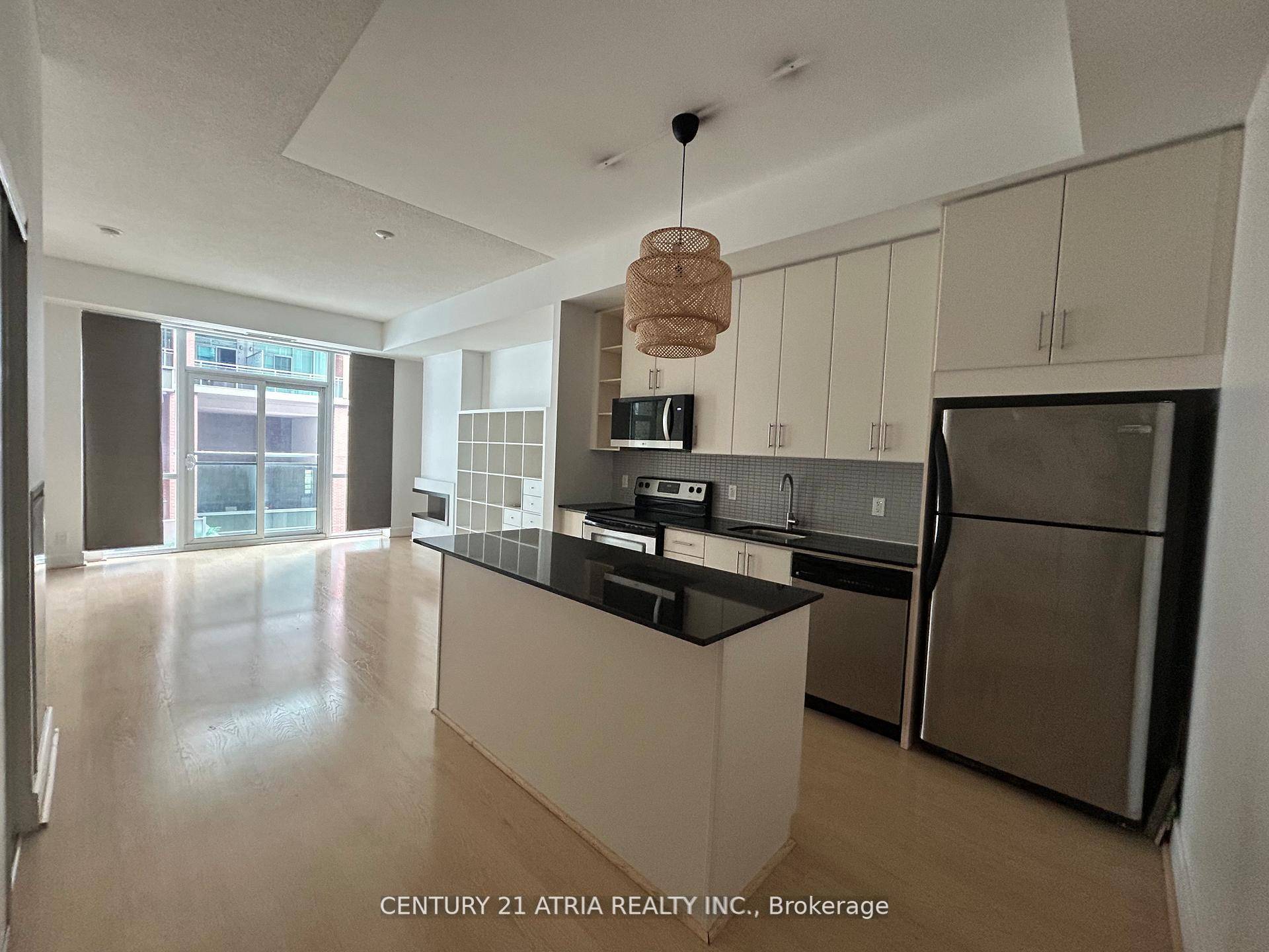 Spacious 1 Bedroom Den in Highly Desirable Vu Condos !