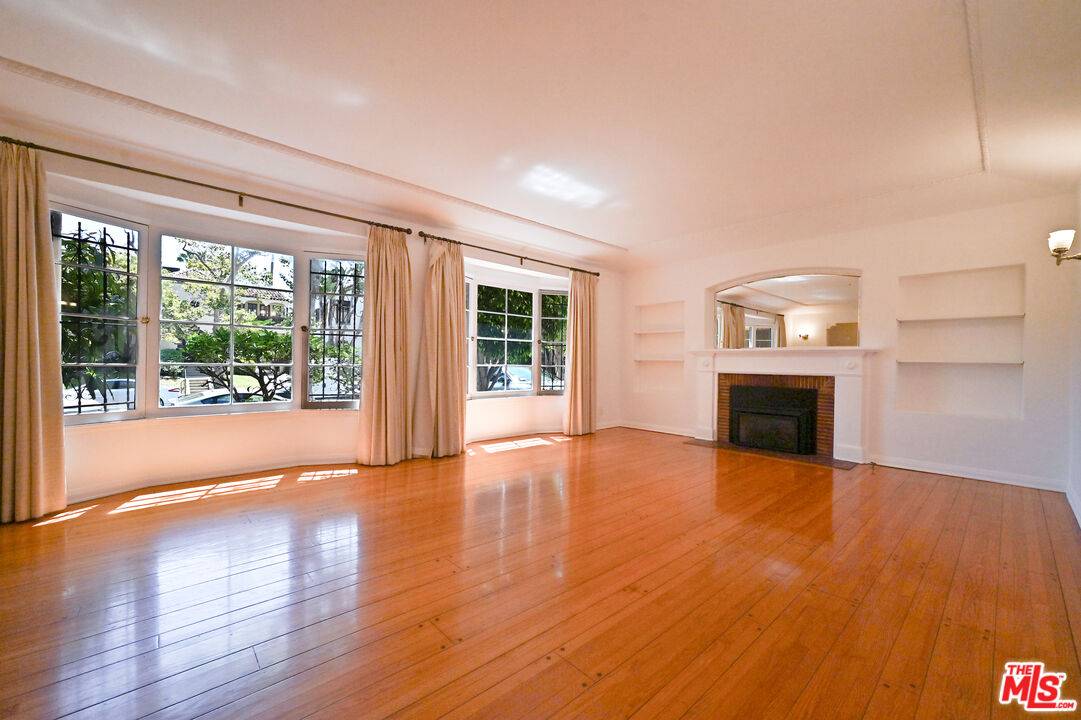 361 N Mansfield Ave 3BR Hancock Park La