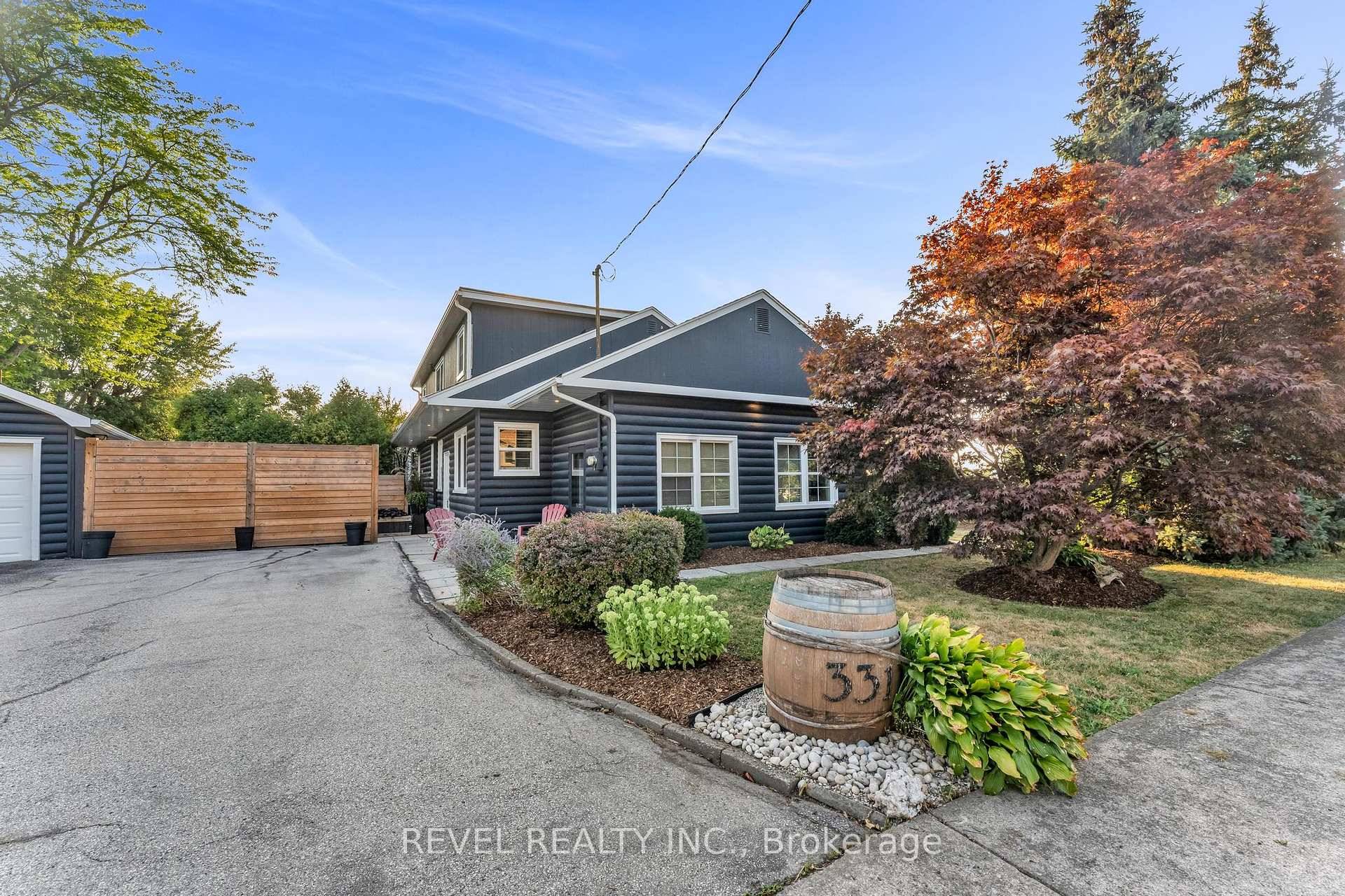 Set on an oversized lot in the desirable Rykert Vansickle neighborhood, this tastefully updated home offers the perfect blend of modern style and everyday comfort.