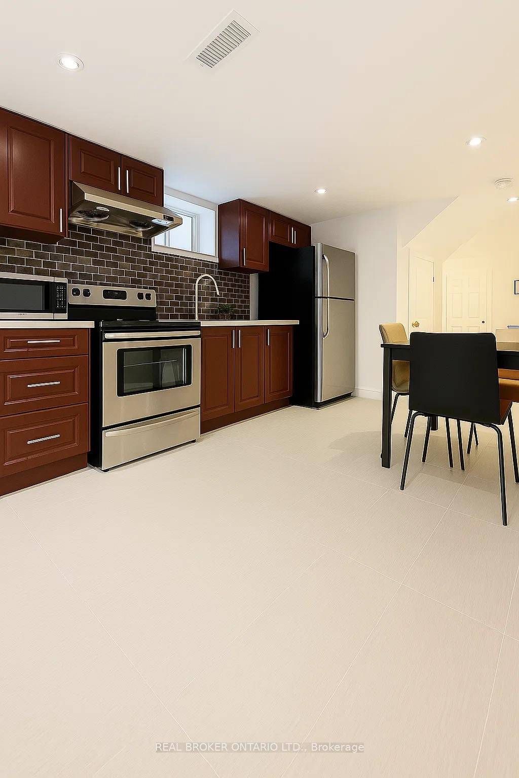 Spacious 1 bedroom Lower Level Unit For Lease.
