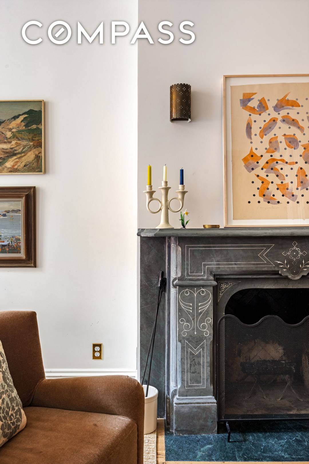 Perfectly positioned on one of the most coveted blocks in Brooklyn Heights, this exceptional house has been masterfully gut renovated to offer a rare combination of scale, flow, and thoughtful ...