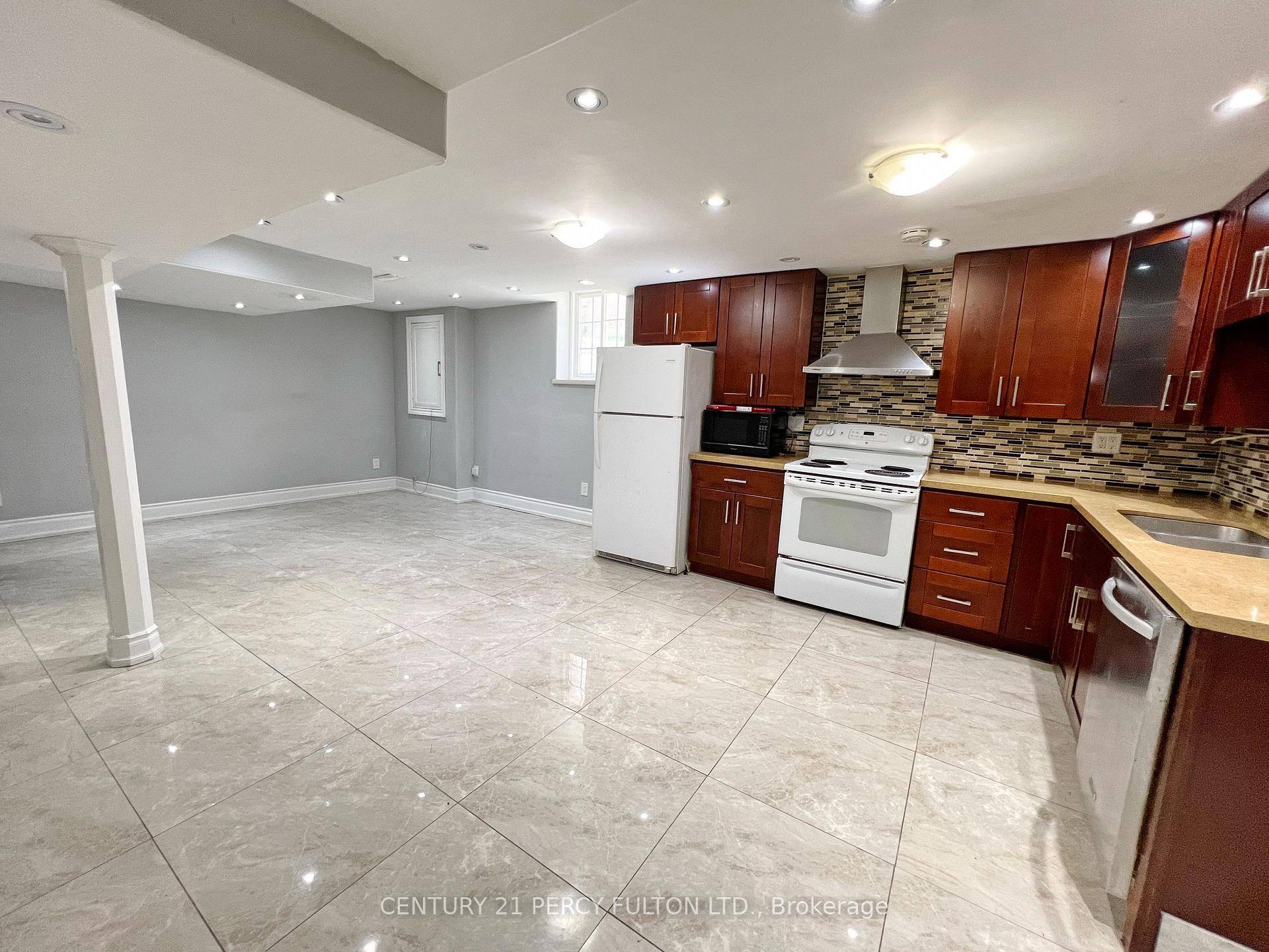 Spacious 2 Bedrooms Basement In High Demanded Middlefield Community.