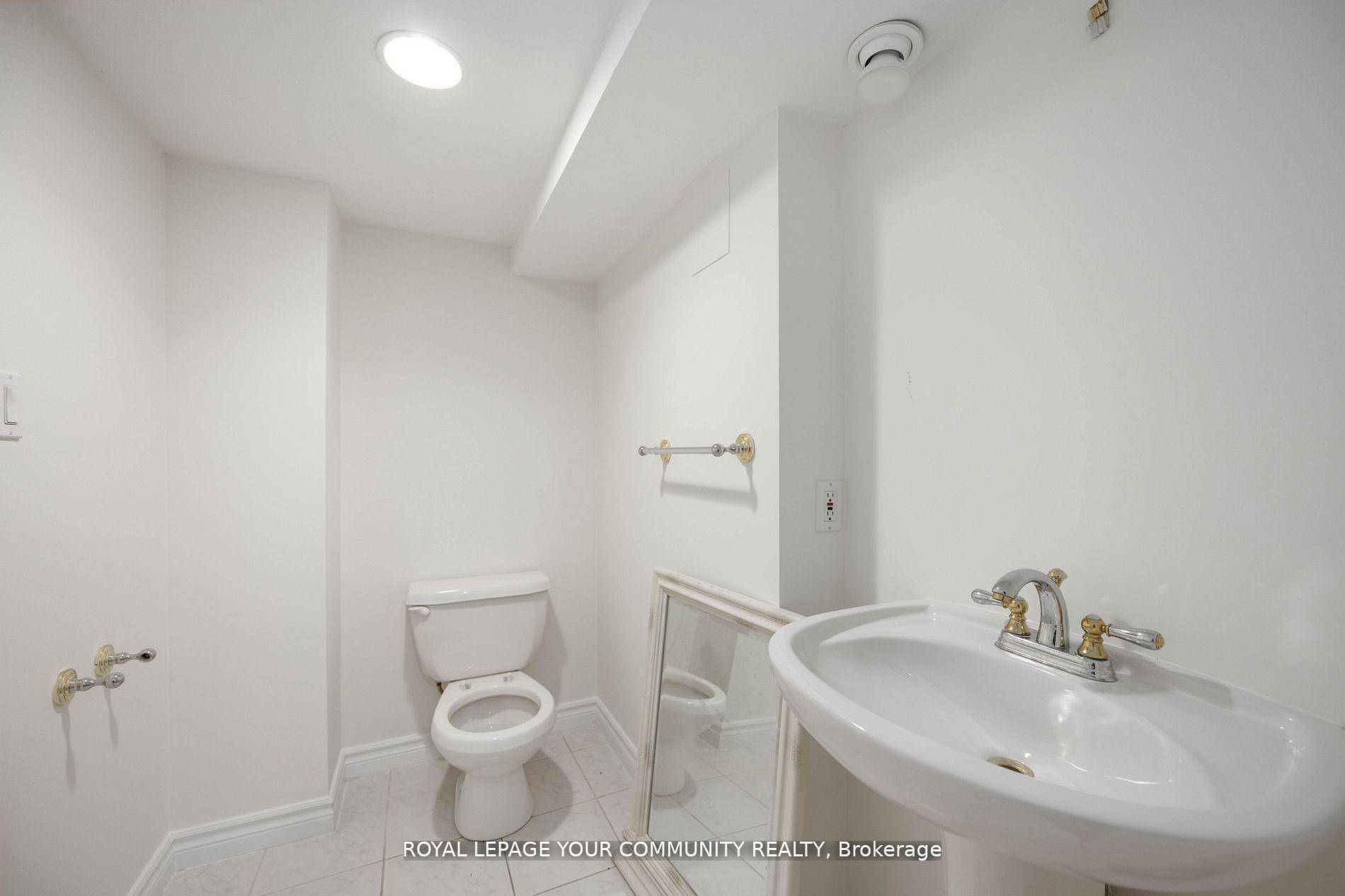 Seize this rare opportunity to own a stunning home in the prestigious Flamingo area !