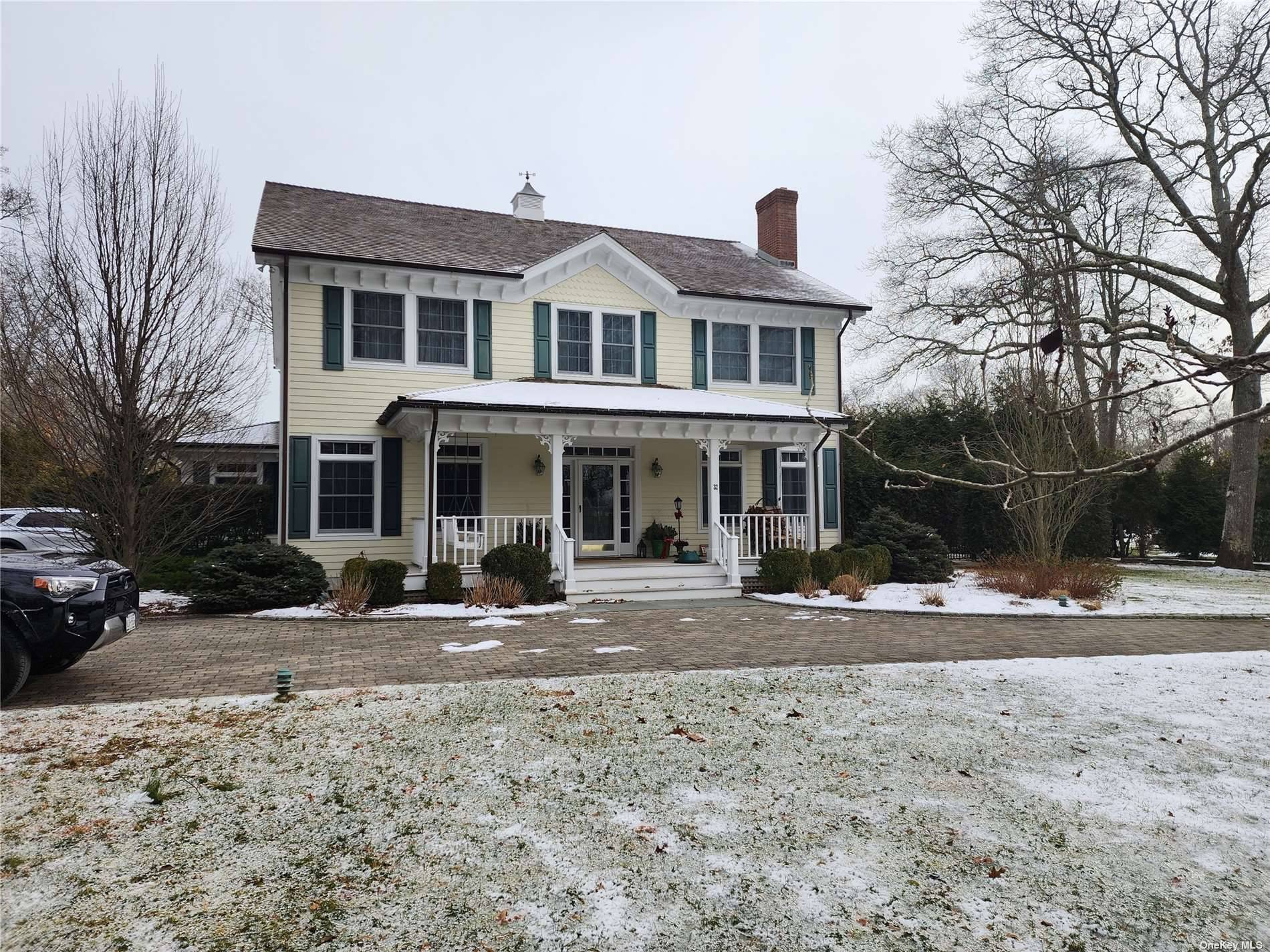 We're so proud to offer this top quality custom built home owned and built by one of the east ends premiere builders Anthony Bonner founder of Sea Level Construction.