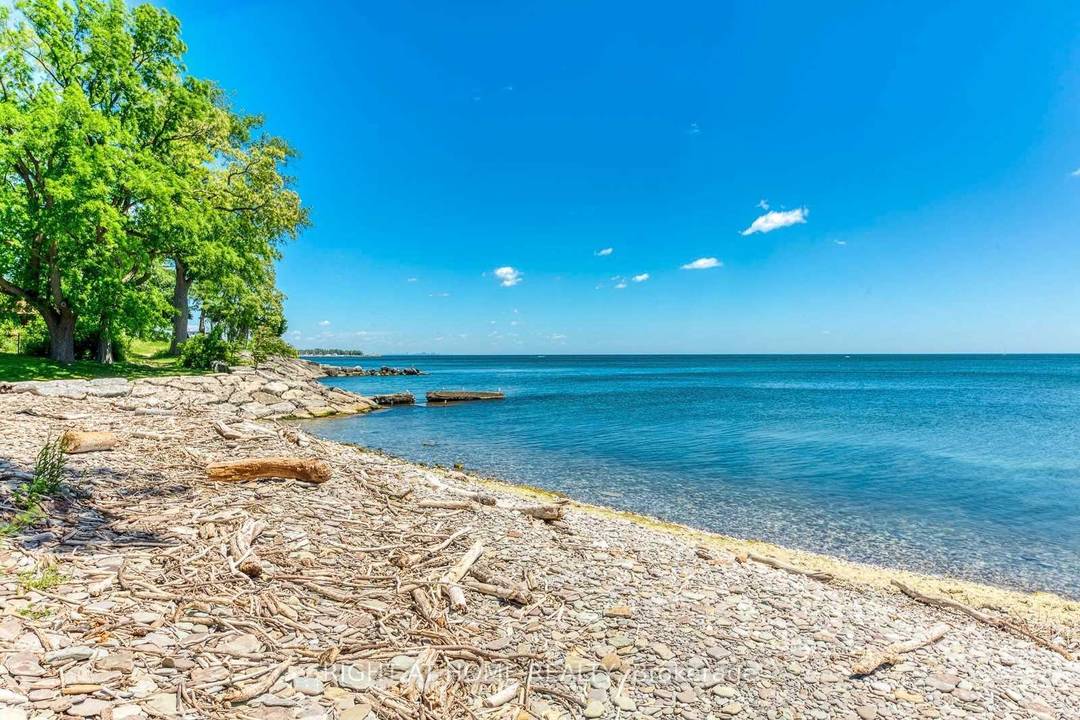 A beautifully renovated, fully furnished room with a private 3 piece ensuite washroom on 2nd floor is available for rent to a single occupant.