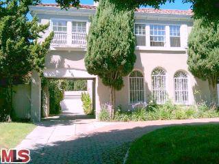 611  N Beachwood DR 3BR Mid Wilshire La