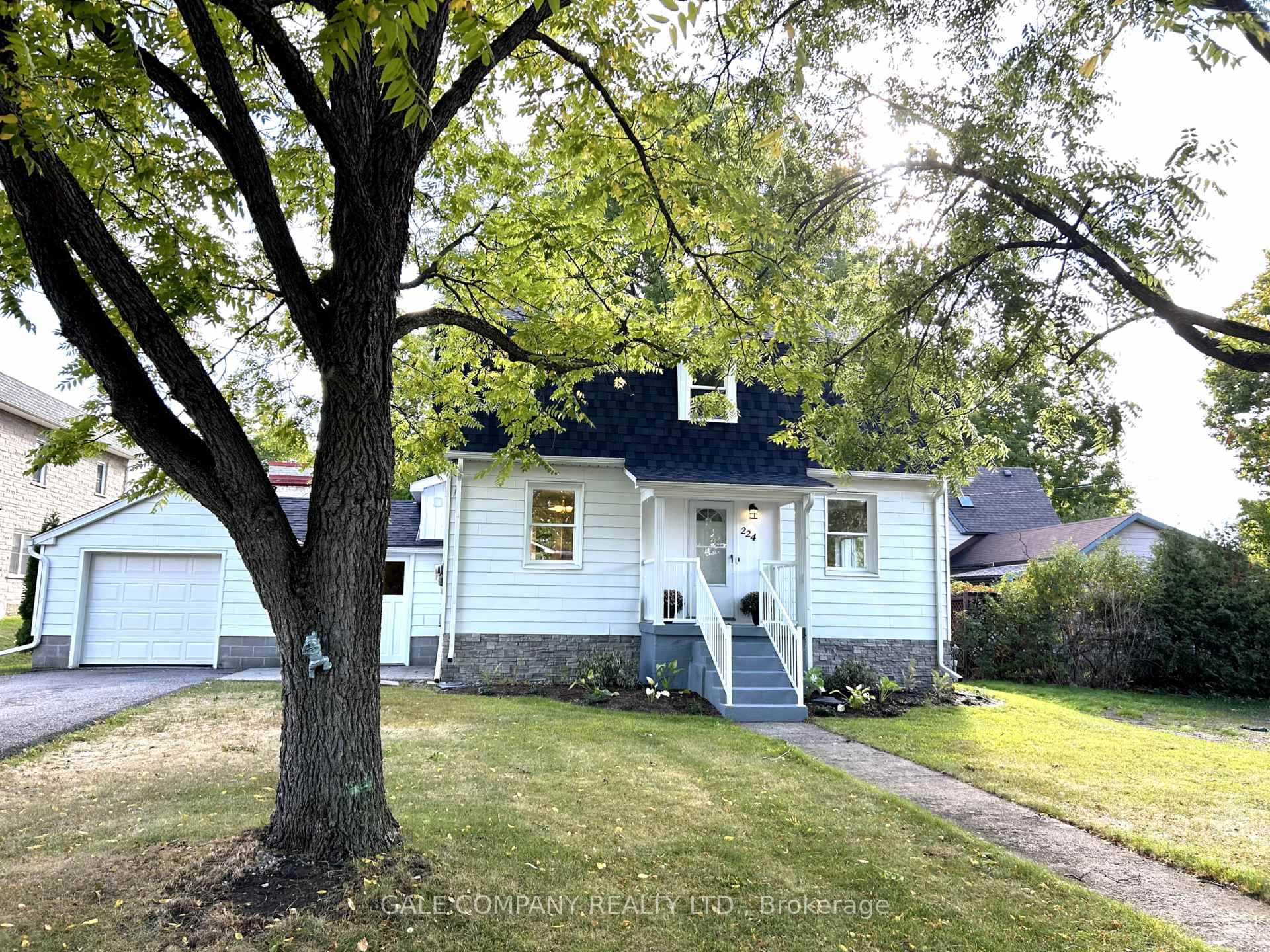 Welcome to this 1930 built home in the heart of Almonte, set on a large lot with mature trees in the front yard.