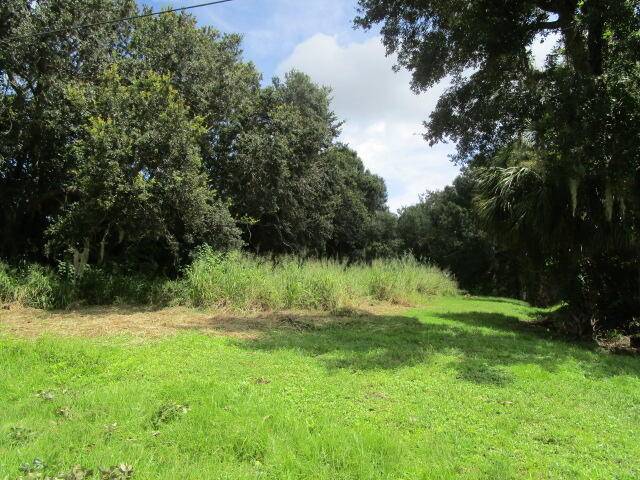 This is your opportunity to build your dream home across from the South prong of the Sebastian River.