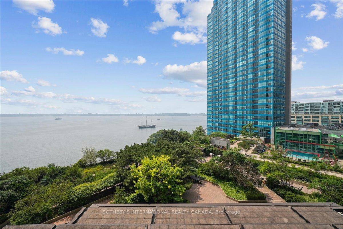 Welcome to your dream home at Harbourside Condos an exquisitely reimagined 3 bedroom suite offering over 2, 000 square feet of luxurious lakeside living in one of Toronto's most desirable ...