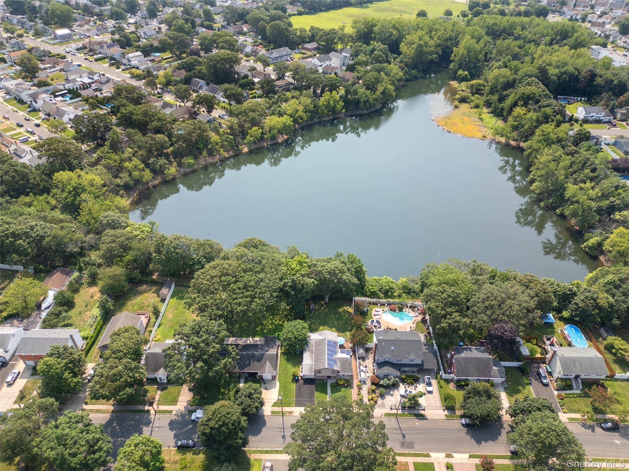 Welcome to East Meadow Living !