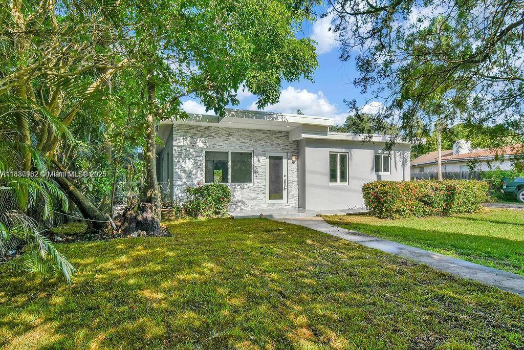 Live in the highly desirable South Miami area, minutes from Coral Gable, Pinecrest, Parks, Schools, Shopping Center and Highways.