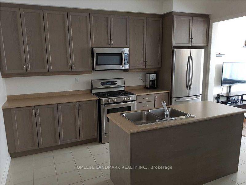 Luxury amp ; Comfort. Excellent Family residence at Community of Vellore Village.