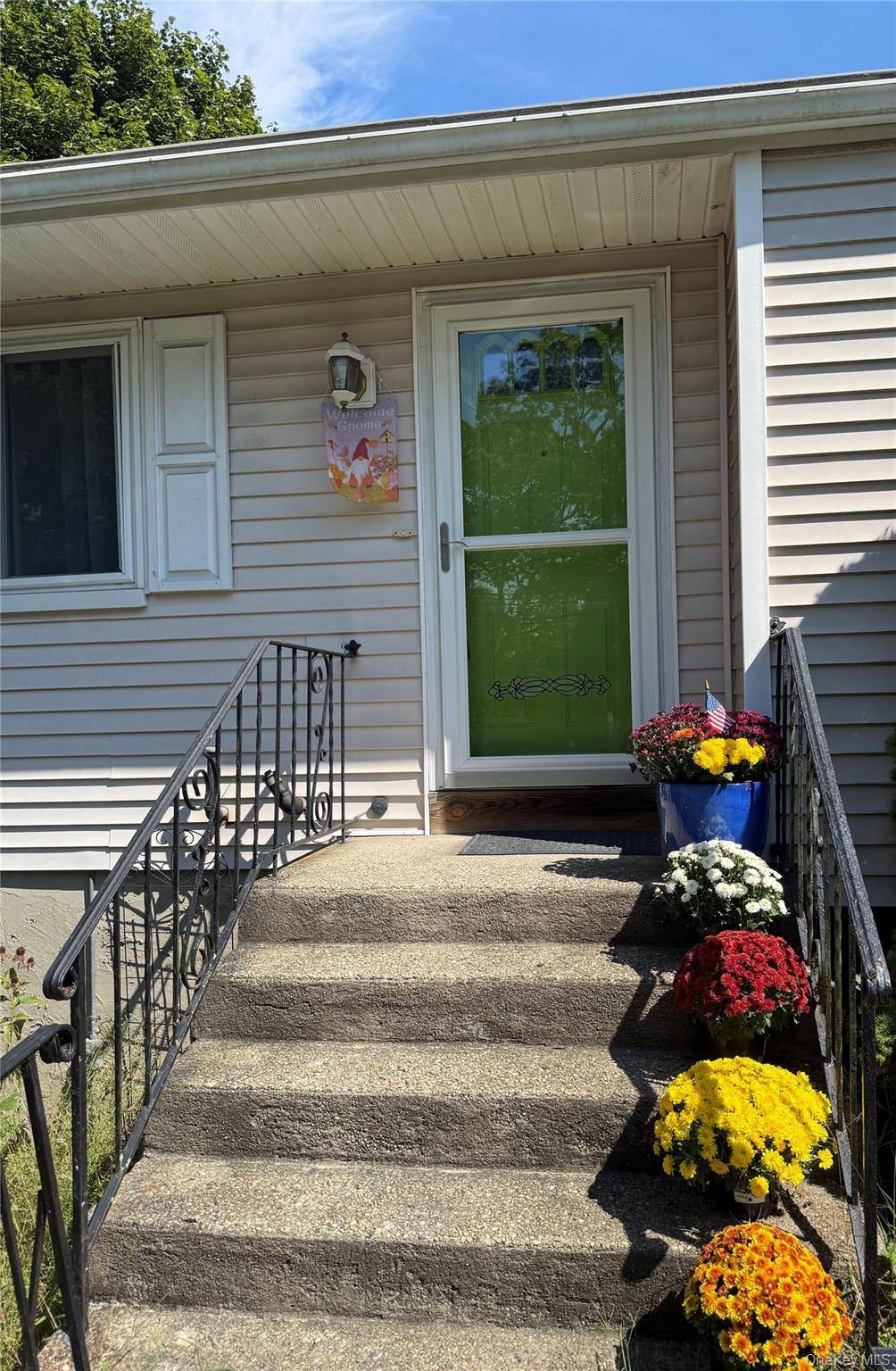 This home situated on a large lot that is accessible from Browns Rd and Forest Ave gives you ample privacy with many mature plantings giving the back garden a serene ...