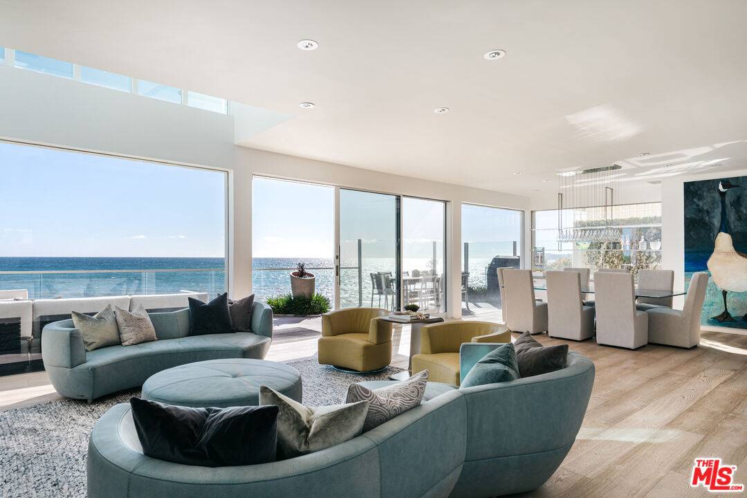 26940   Malibu Cove Colony Dr Malibu LA