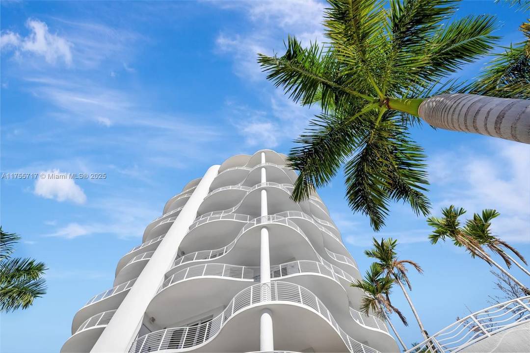 Spectacular half floor 2BR den residence in the heart of the famous Ft Lauderdale Beach, three blocks from the sand.