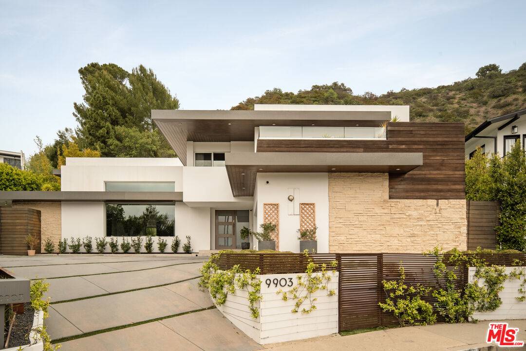 9903 Anthony Pl 5.0 Beverly Hills Post Office | B.H.P.O. LA