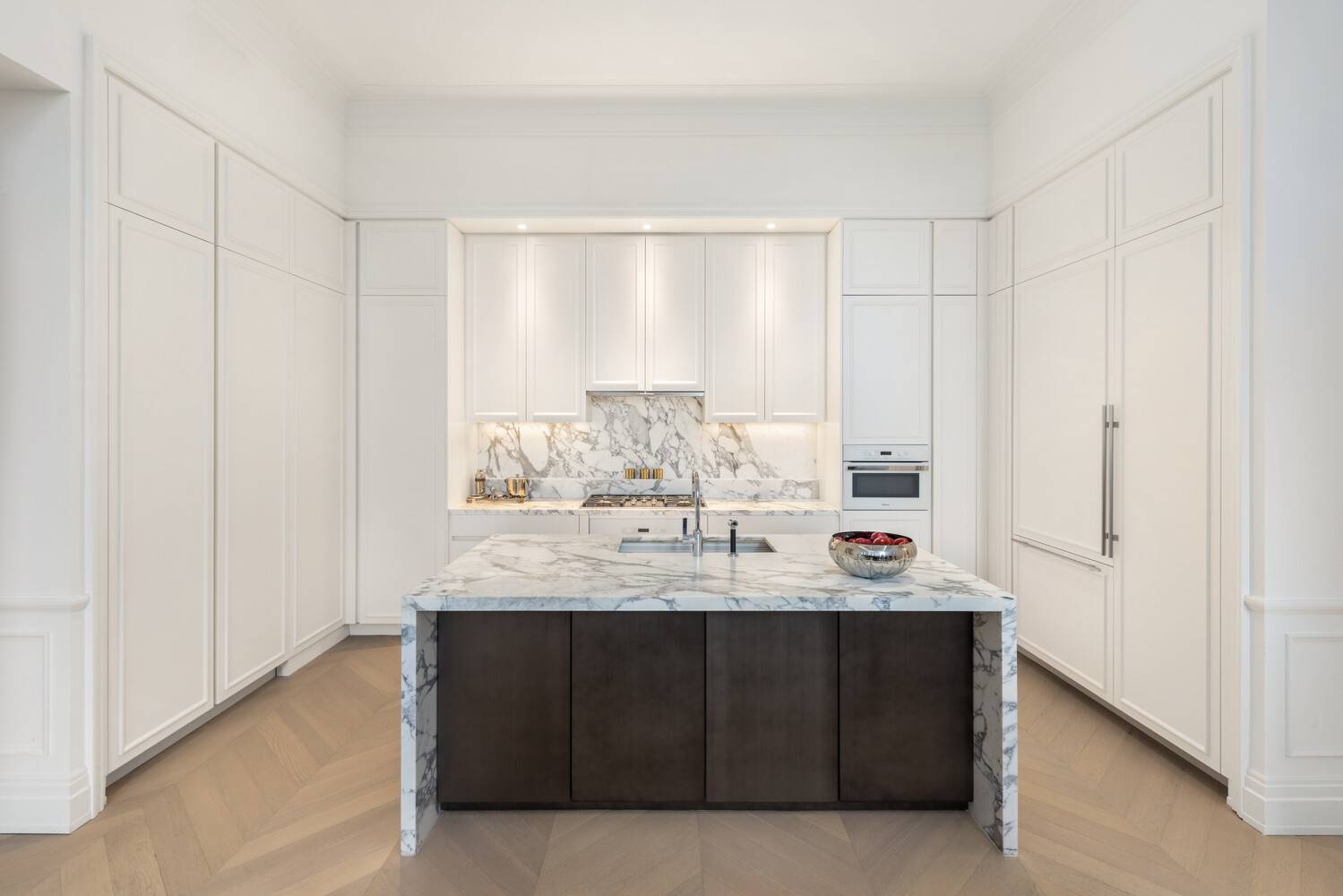 Immediate Occupancy. Paying homage to the most coveted elements of an architectural masterpiece at 108 Leonard, ornamental majesty and historic provenance are leveraged anew with fresh modern forms and contemporary ...