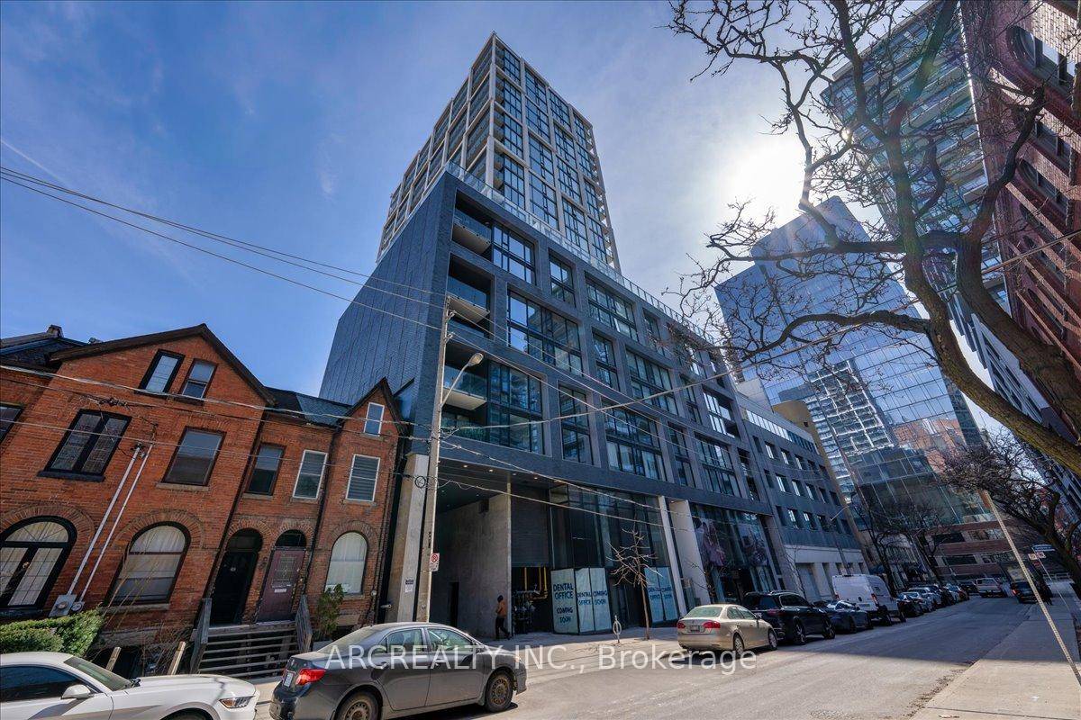 Welcome to Modern Shic of East 55 Condos amp ; Exceptional Downtown Living !