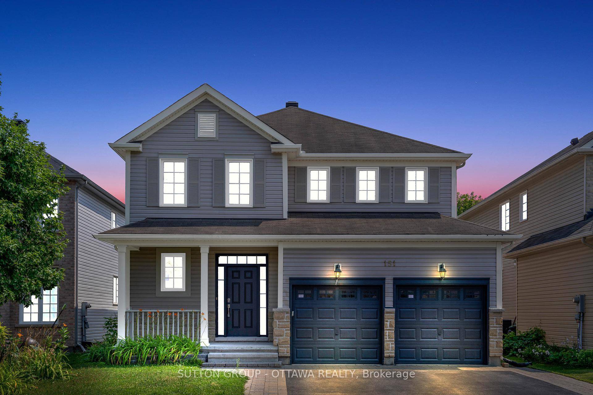 Immaculate 4 bed, 3 bath, 2 car garage home with NO DIRECT REAR NEIGHBOURS.