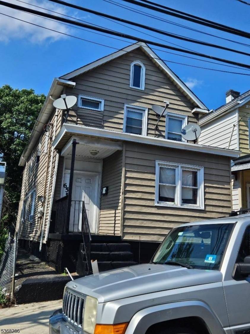 Putnam St Paterson City New Jersey Multi-Story
