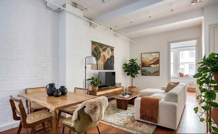 Experience the perfect blend of comfort and modern city living in this bright, stylish two bedroom residence situated in the heart of NoMad.
