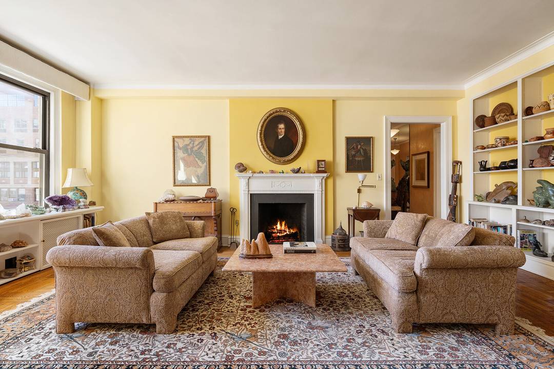 Introducing a classic 6 in the heart of the Upper East Side.