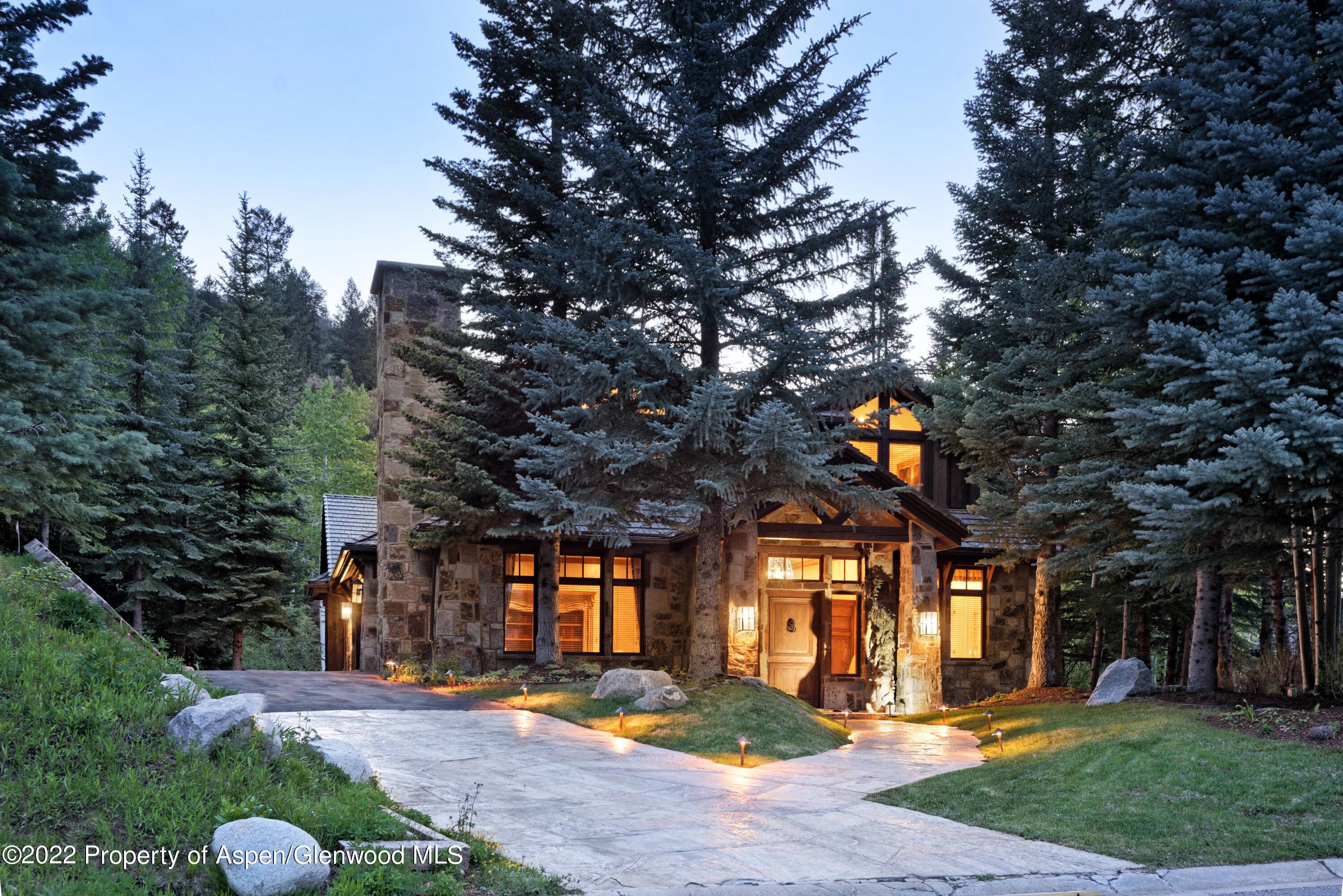 An extraordinary sanctuary in Aspen's exclusive Maroon Creek Club.
