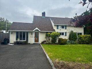 Welcome To Hardy Lane ! This Spacious Main Level Home Boasts 3 Bedrooms, 1 Full Bath, a Bonus Room Office Extension amp ; Plenty of Living Space.