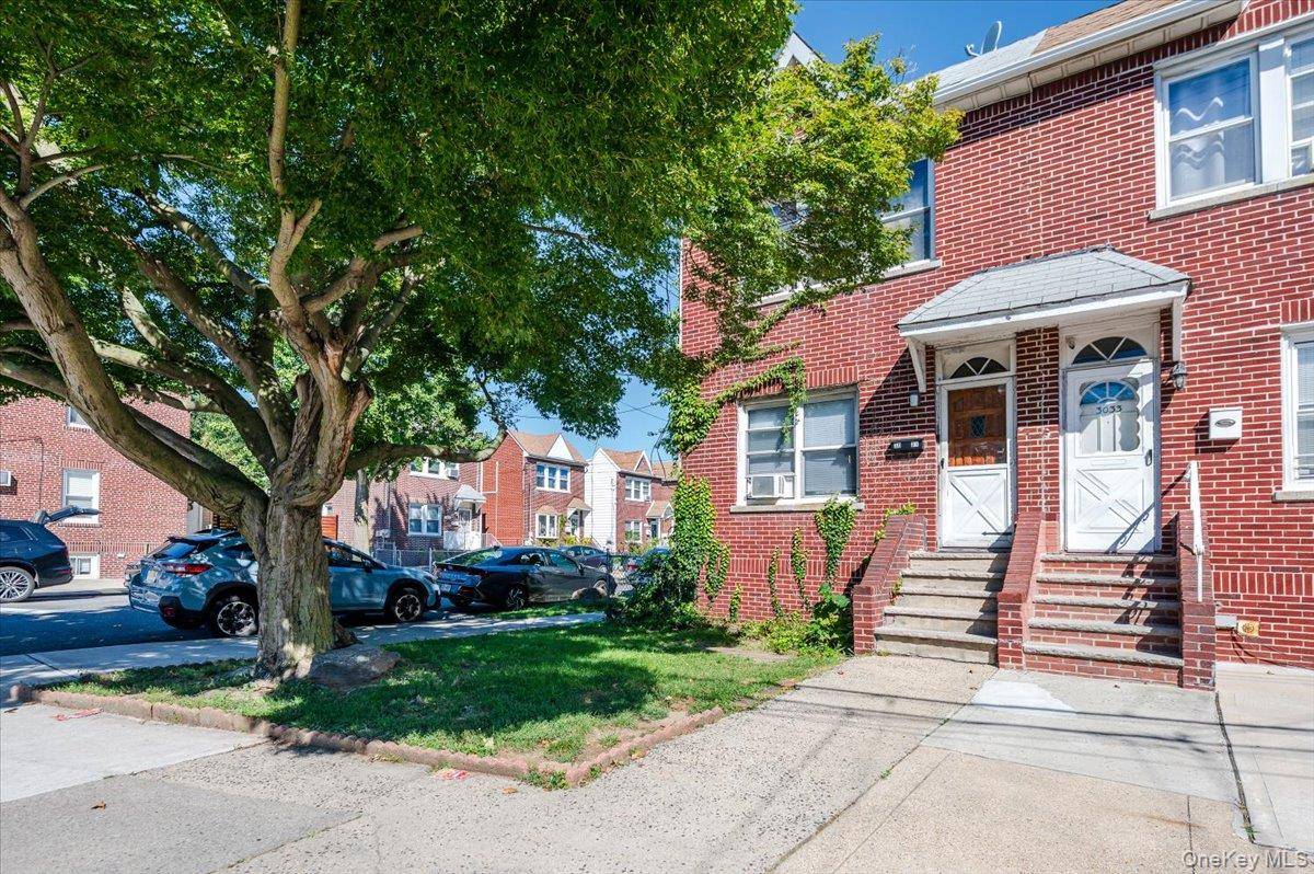 3031 Coddington Ave Pelham Bay gem Beautifully maintained all brick multifamily home in the heart of Pelham Bay, 3031 Coddington Ave offers an outstanding combination of comfort, curb appeal and ...