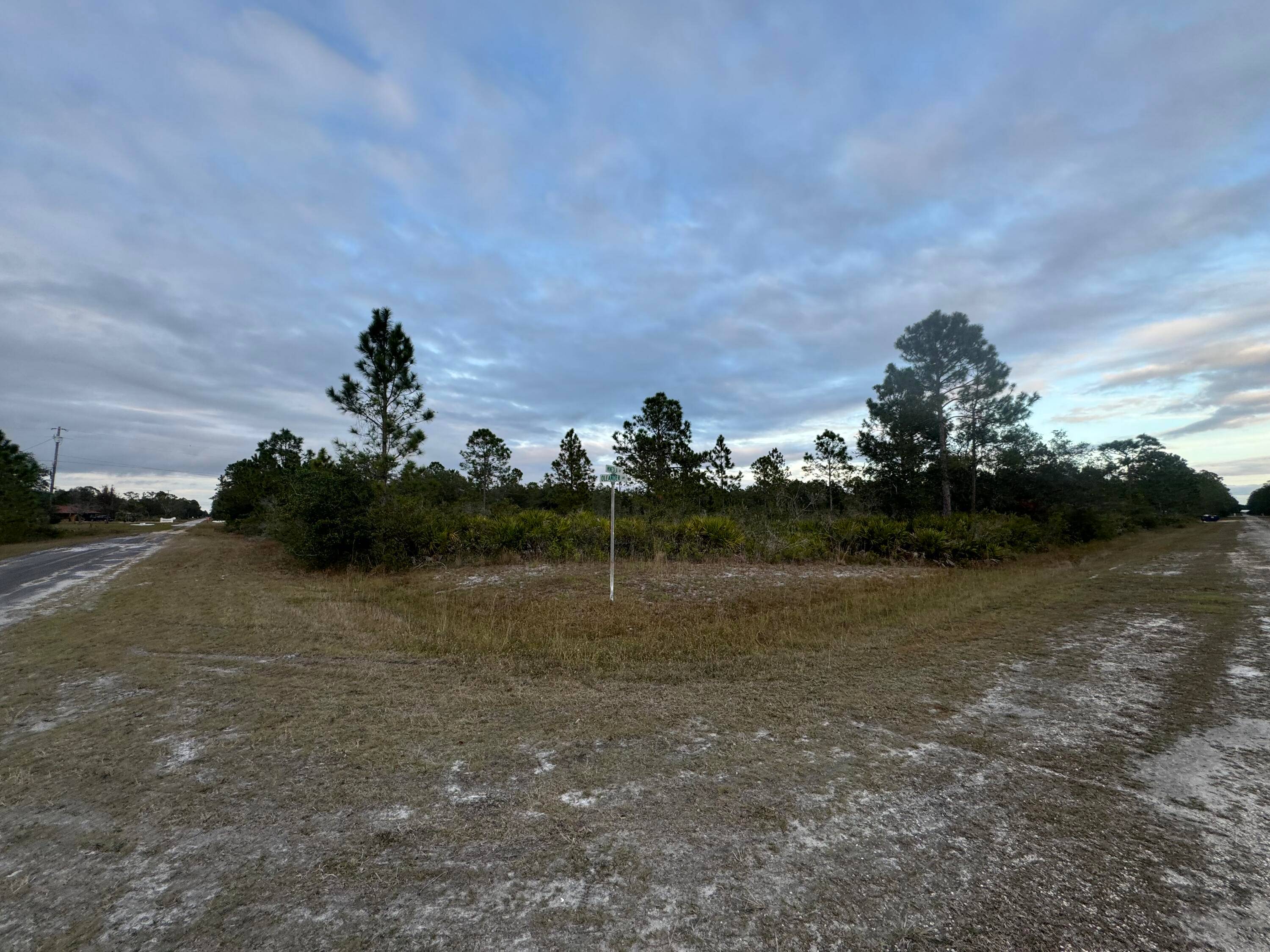 This 0. 55 acre vacant lot in Indian Lake Estates offers the perfect opportunity to build your dream home in a peaceful and picturesque setting.