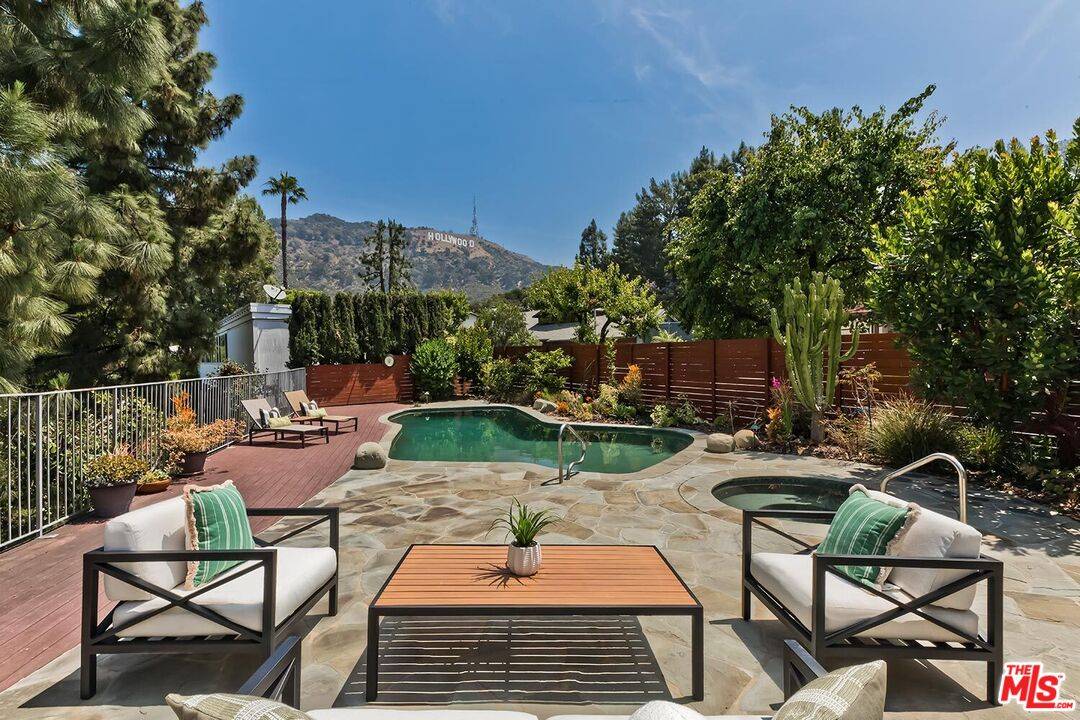 3127   Arrowhead Dr 4BR Hollywood Hills East La